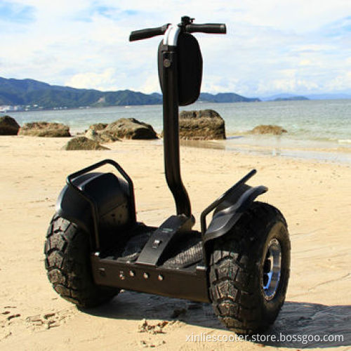 Self-balancing electric chariot